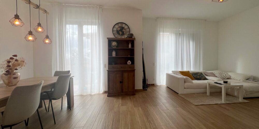 casa 4 soggiorno